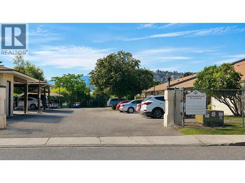 200 Gerstmar Road Unit# 11  Kelowna, BC V1X 4A7