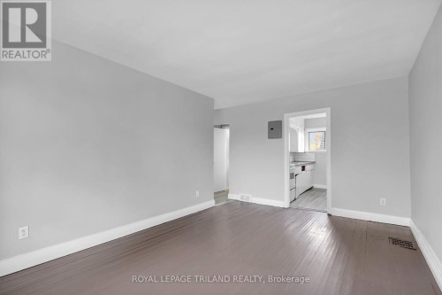 C - 204 COLBORNE STREET , London East (East K), Ontario N6B 2S2