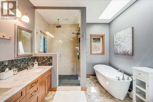 3213 Vindusky Road, Nelson, BC 