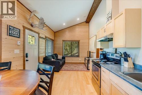 3213 Vindusky Road, Nelson, BC 