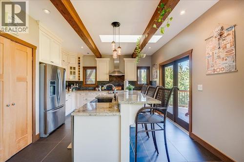 3213 Vindusky Road, Nelson, BC 