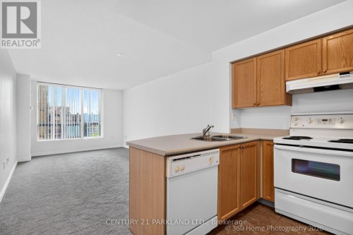 609 - 109 Front Street E, Toronto, ON 