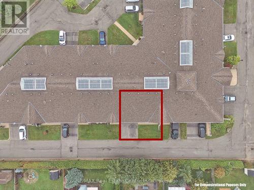 102 - 760 Woodhill Drive, Centre Wellington (Fergus), ON 