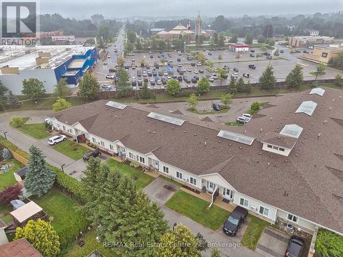 102 - 760 Woodhill Drive, Centre Wellington (Fergus), ON 