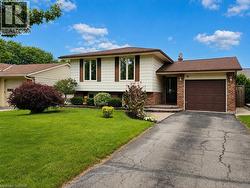 23 CHURCHILL Circle Simcoe, ON N3Y 4Z4