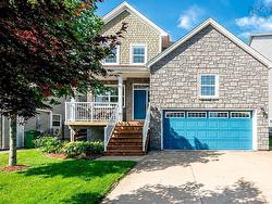 41 Hollyhock Way Bedford, NS B4B 0H7