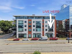 113 25 Alderney Drive  Dartmouth, NS B2Y 0E4