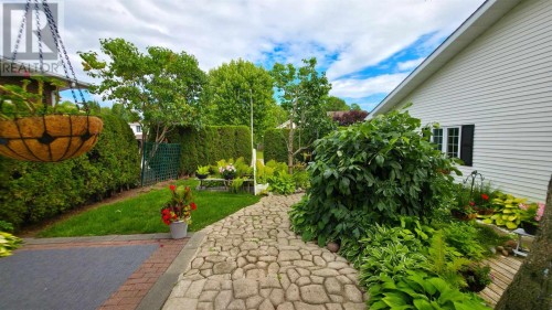 34 Fairmount Dr, Sault Ste. Marie, ON 