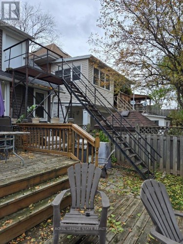 17 Fairleigh Avenue S, Hamilton, ON 