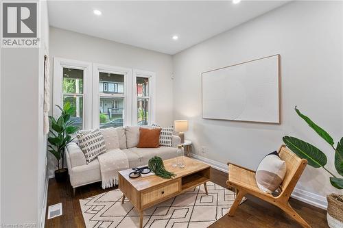 23 SOMERSET Avenue Unit# Upper , Hamilton, Ontario L8L 2L4 5