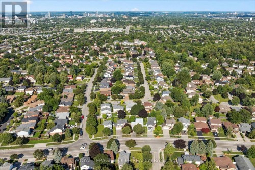 616 Westheights Drive, Kitchener, ON 