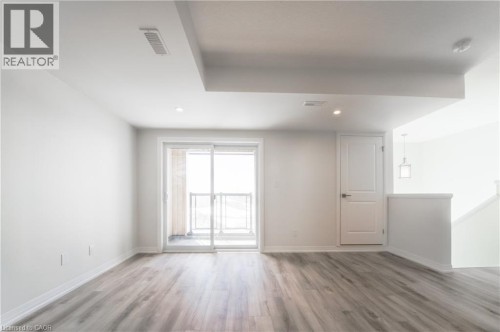 25 Urbane Boulevard, Kitchener, ON 