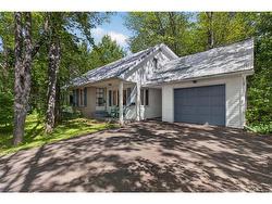 27 Snowdon CRT Moncton, NB E1G 1P1