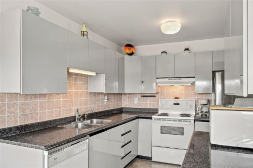 977 Highview Terr, Nanaimo, BC 