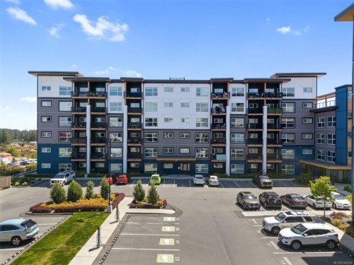 #302-2469 Gateway Rd, Langford, BC 