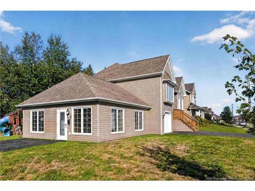 72 Bonaventure, Dieppe, NB 