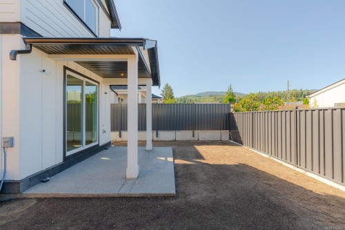 1342 Mckinley Rd, Ladysmith, BC 