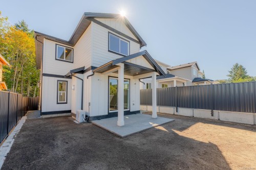 1342 Mckinley Rd, Ladysmith, BC 