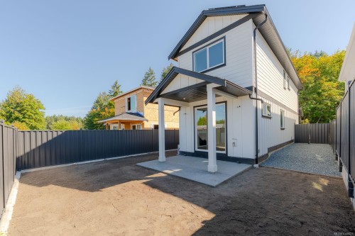 1342 Mckinley Rd, Ladysmith, BC 