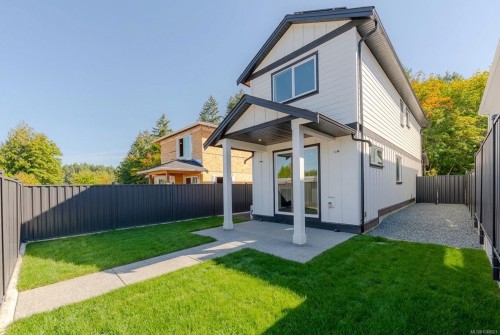 1342 Mckinley Rd, Ladysmith, BC 
