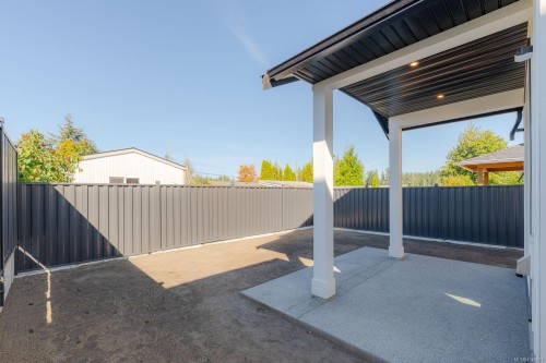 1342 Mckinley Rd, Ladysmith, BC 