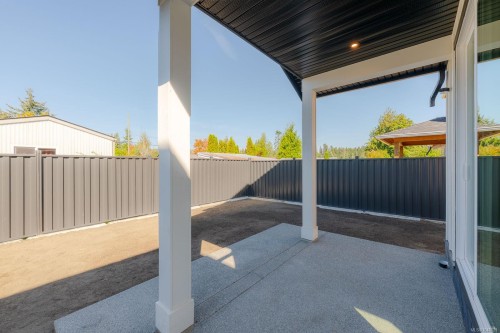 1342 Mckinley Rd, Ladysmith, BC 