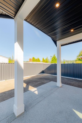 1342 Mckinley Rd, Ladysmith, BC 