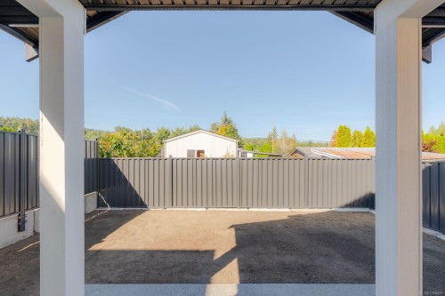 1342 Mckinley Rd, Ladysmith, BC 