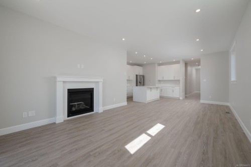 1342 Mckinley Rd, Ladysmith, BC 