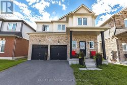 1436 MAYPORT DRIVE Oshawa, ON L1J 8K4