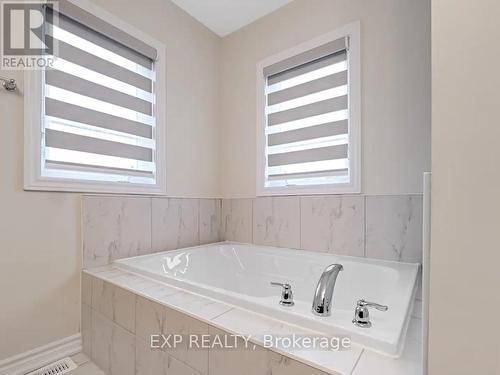 Ensuite Bathroom - 2 Sun Haven Lane, Thorold (Rolling Meadows), ON 