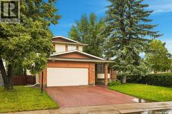 202 Zeman COURT  Saskatoon, SK S7K 7W5