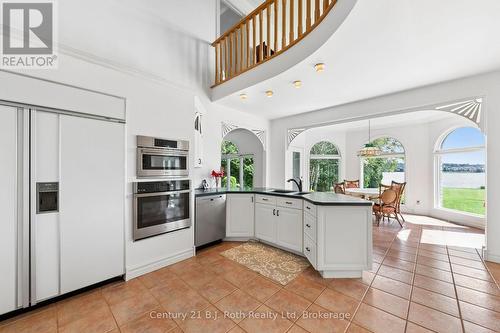339 Champlain Road, Penetanguishene, ON 