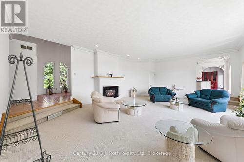 339 Champlain Road, Penetanguishene, ON 