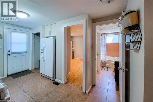 1 Vera Court, Hamilton, ON 