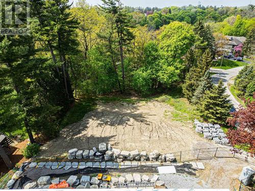 1470 Pinetree Crescent, Mississauga, ON 
