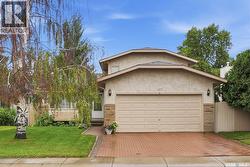 427 Bronson CRESCENT  Saskatoon, SK S7J 5E4