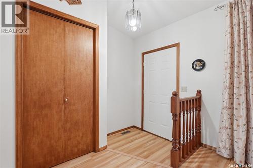 427 Bronson Crescent, Saskatoon, SK 