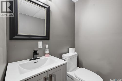 518 Klassen Crescent, Saskatoon, SK 