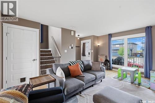 518 Klassen Crescent, Saskatoon, SK 