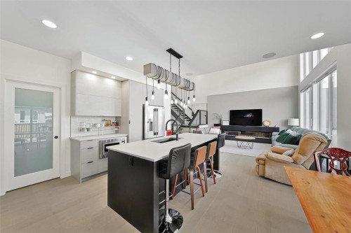6 Siddiqui Ridge, Winnipeg, MB 