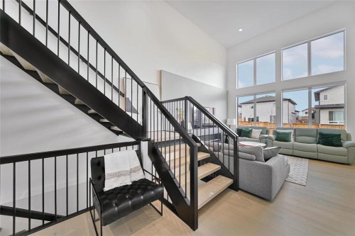 6 Siddiqui Ridge, Winnipeg, MB 