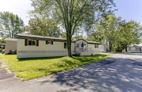 11 Rue de San-Francisco  Saint-Jean-Sur-Richelieu, QC J2Y 1A5