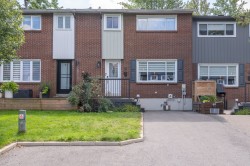 10 Place de Grandpré  Lorraine, QC J6Z 3A8