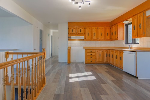 Kitchen - 70 Rue St-Honoré, Saint-Étienne-Des-Grès, QC 