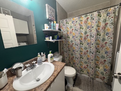 Salle de bains - 25-1390 Boul. Rome, Brossard, QC 