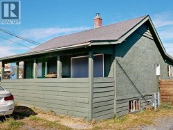 4474 JOYCE AVE  Powell River, BC V8A 3A6