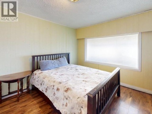 4474 Joyce Ave, Powell River, BC 