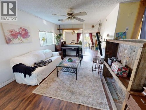 4474 Joyce Ave, Powell River, BC 