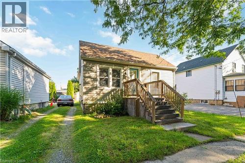 37 Maplecrest Avenue, St. Catharines, ON 